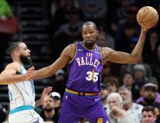 乐鱼 vip 注册-太阳客场大胜黄蜂，布克三分球连连命中