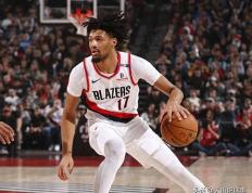 乐鱼官网-包含独行侠力克热火，西蒙斯爆发神勇的词条