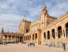 乐鱼体育-西班牙网球队横扫法国网球队，费德勒打破历史纪录