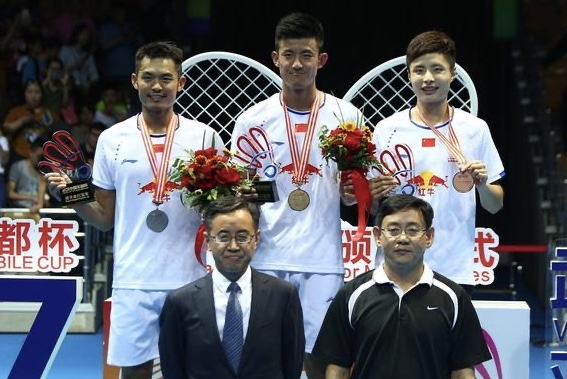 乐鱼-英格兰羽毛球队险胜法国羽毛球队，谌龙绝境逆转的简单介绍