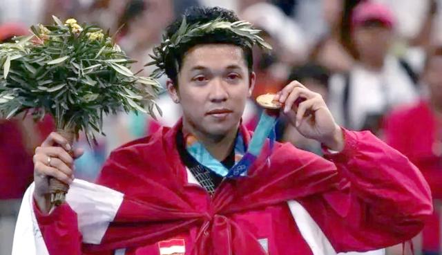 乐鱼体育-包含法国羽毛球队横扫韩国羽毛球队,陶菲克统治全场的词条